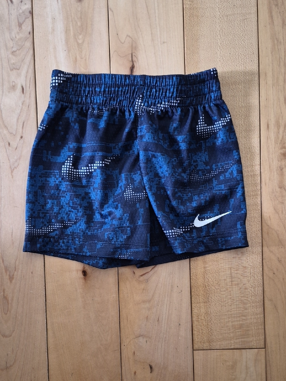 Boys Size 9m Nike Black and Blue Patterned Athletic Shorts